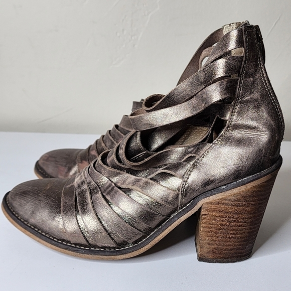 Free People Metallic Leather Strappy Hybrid Ankle Bootie Size 39/US8.5 - Picture 4 of 11